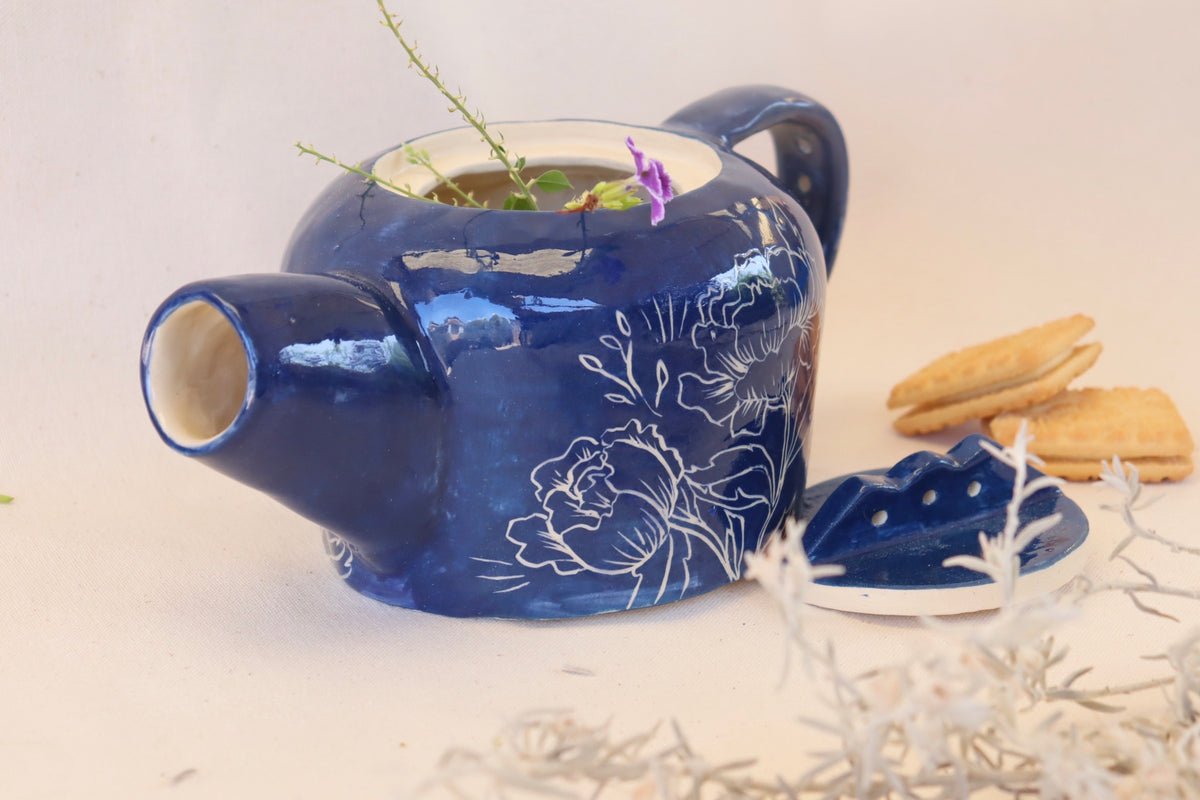 Teapot for joyful tea